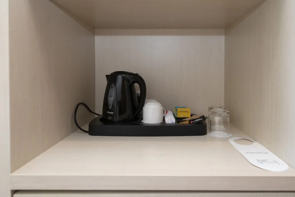 Kamari Plus — photograph 150